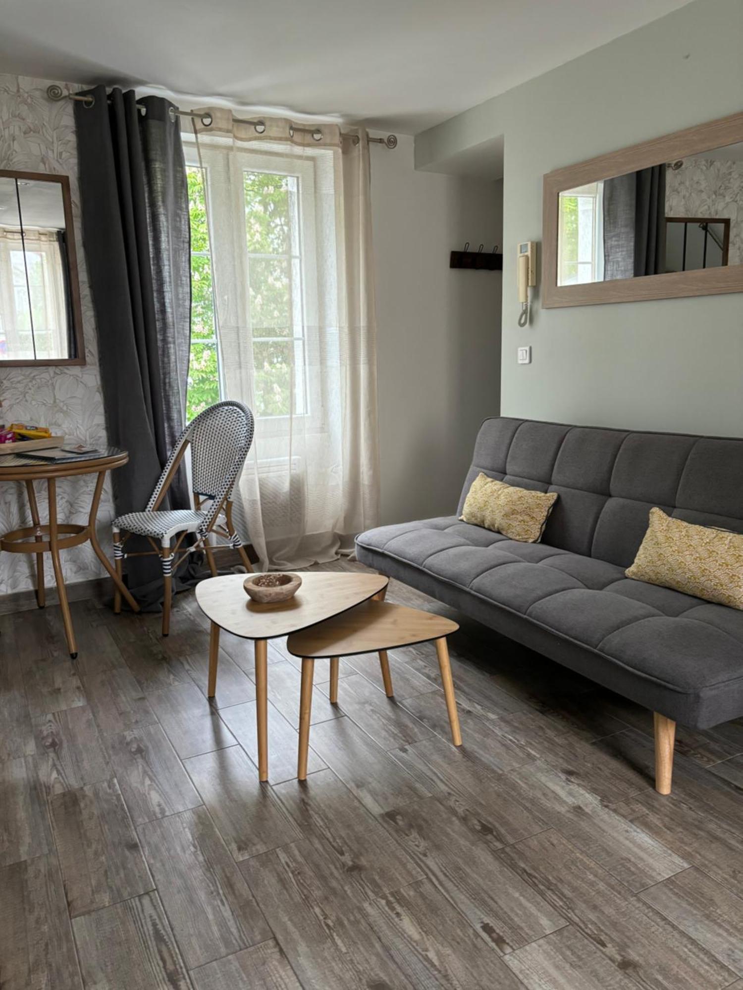 Sara Home Chennevières-sur-Marne Екстериор снимка
